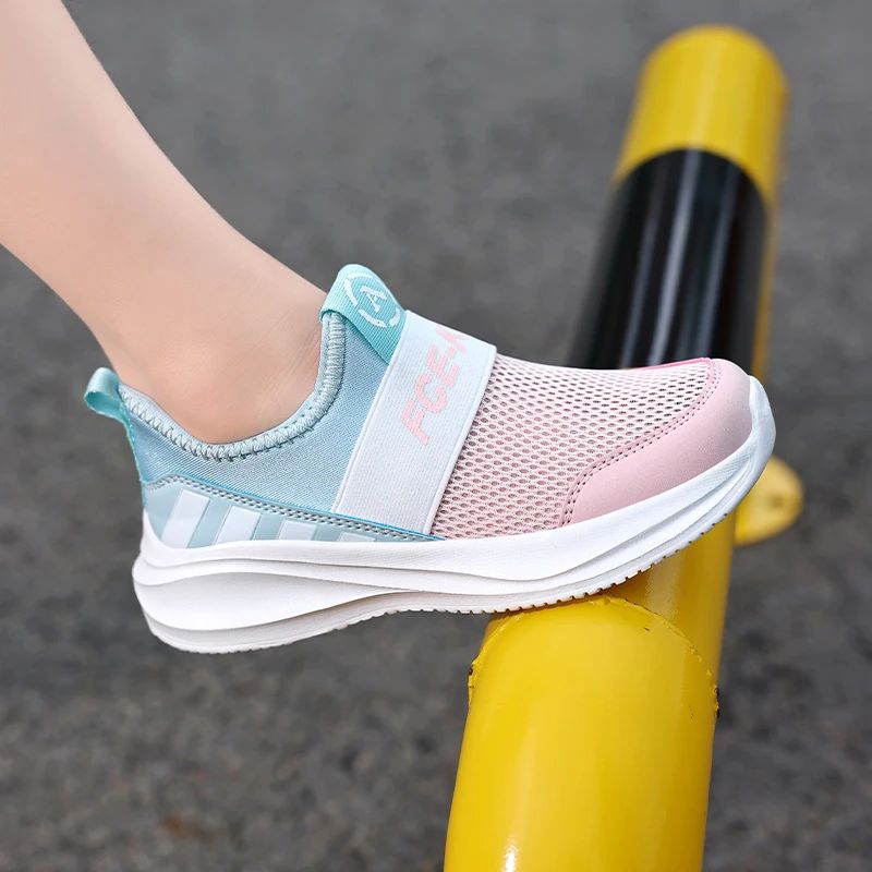 Girls Slip on Shoes Children Sneaker Fashion Knit Fabric Lux