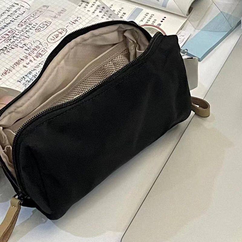 日系INS高颜值纯色笔袋简约黑色