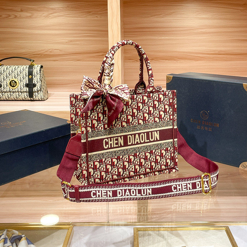 diaolun迪奥伦奴刺绣托特包2023新款女斜挎大容量高级感单肩大包