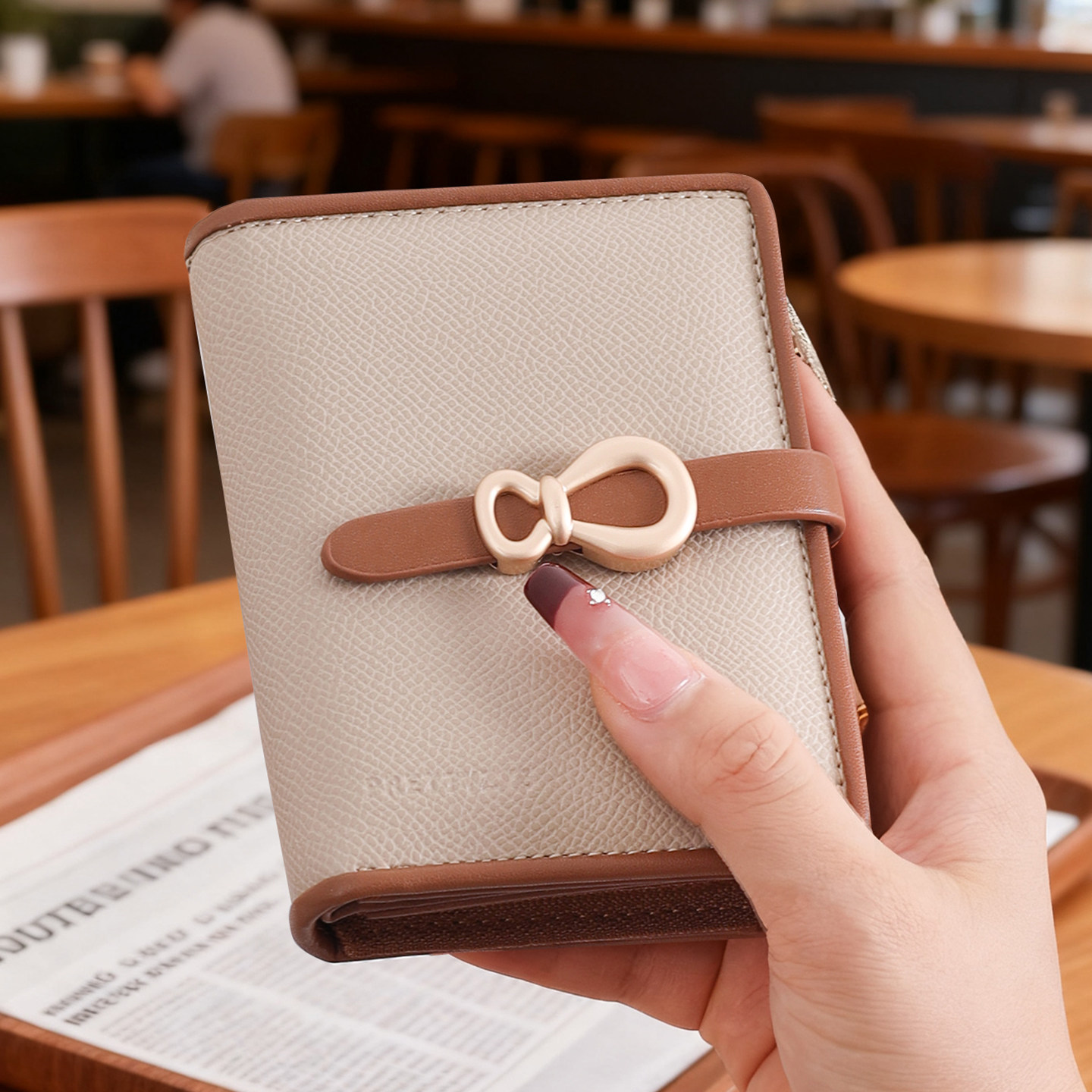 钱包女款2025秋冬新款撞色蝴蝶结短款钱包小众设计卡包零钱包一体