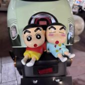 蜡笔小新九号电动车装 85c后尾部卡通仪表公仔小摆件 饰小配件m95c