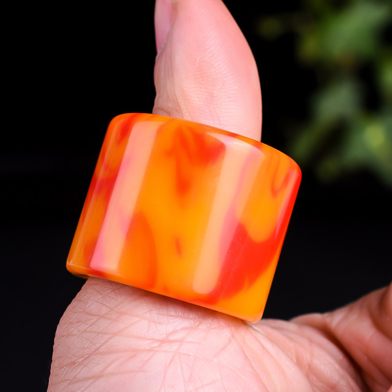 天然新疆和田色扳指金丝玉鸡血玉指环玉扳指男款玉戒指彩玉手把件