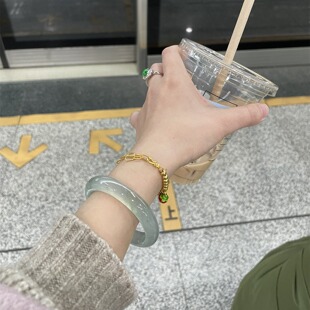 冰种飘绿玛瑙手镯起胶感飘花玉镯子翡翠独龙玉正圈女款送礼