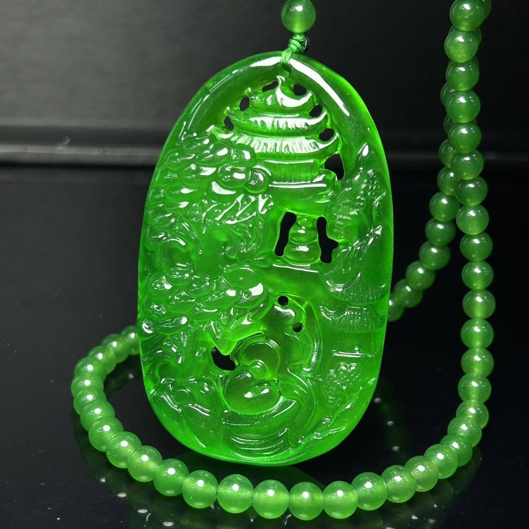 精品高冰精雕镂空【山水意境】吊坠 挂件满绿水头足纯净无瑕疵