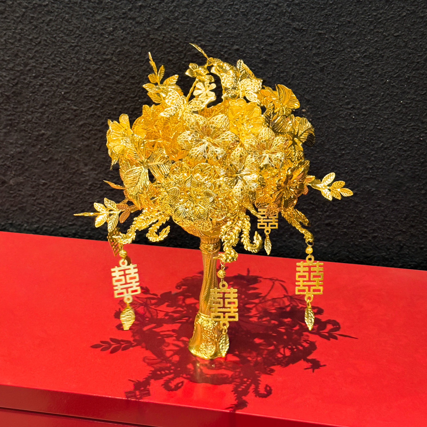 金色手捧花中式婚礼新娘手捧花
