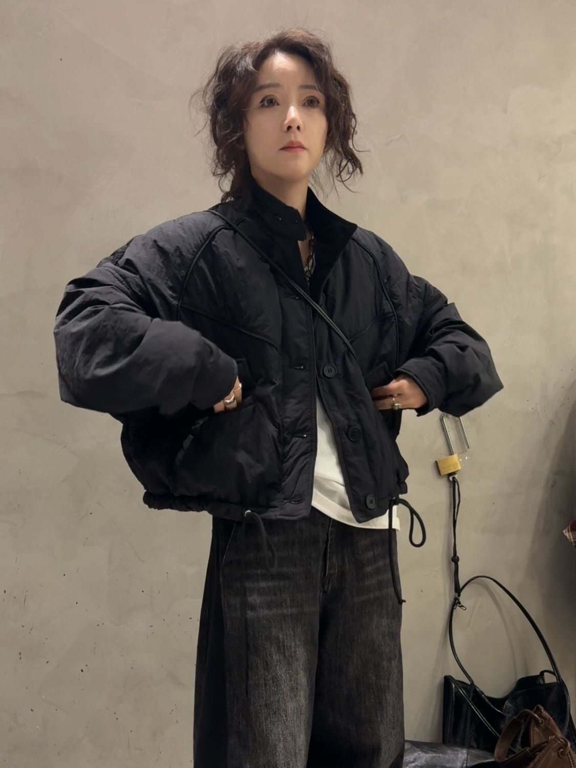 洋气轻薄棉服女款2026新款短款显瘦不臃肿防寒超好看夹棉外套外穿图片