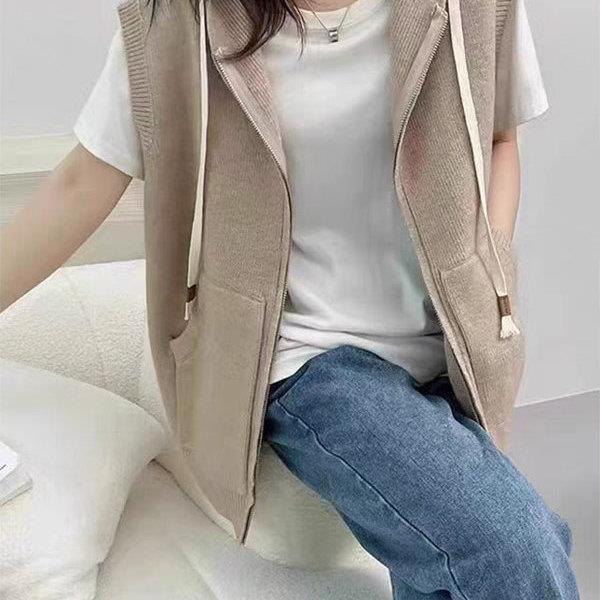 MONLOUVE高级感短款毛衣马夹外套女早秋穿搭大码休闲连帽背心针织