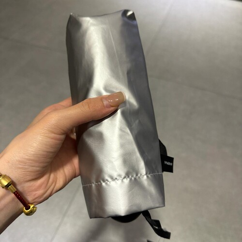 钛银防晒伞防紫外线小巧便携手动五折太阳伞晴雨两用遮阳伞反光板