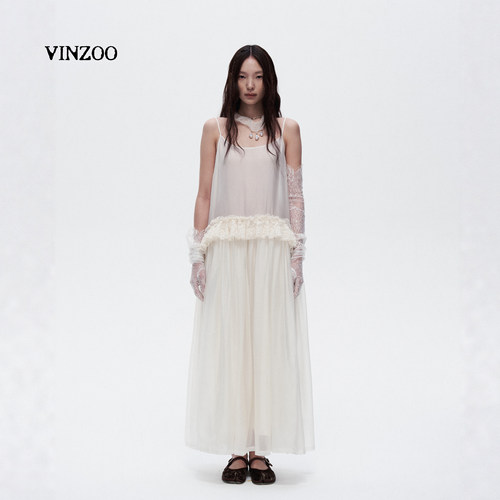 VINZOO复古蕾丝轻薄吊带连衣裙
