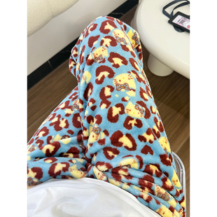 豹纹KT猫法兰绒睡裤女秋冬季新款珊瑚绒加绒加厚保暖休闲家居裤子