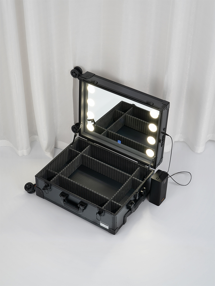 22寸专业化妆师专用推车箱大容量多层存储Led灯化妆箱