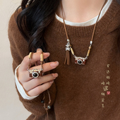棕色相机长款 美拉德复古高级感毛衣链挂绳配饰 吊坠项链女2026新款