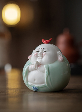 创意陶瓷大肚弥勒佛摆件可爱招财笑佛家居客厅办公桌面装饰工艺品