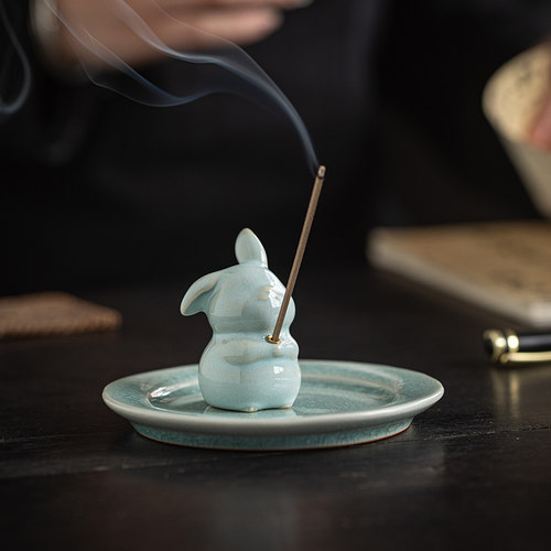 汝窑可爱小兔子线香炉