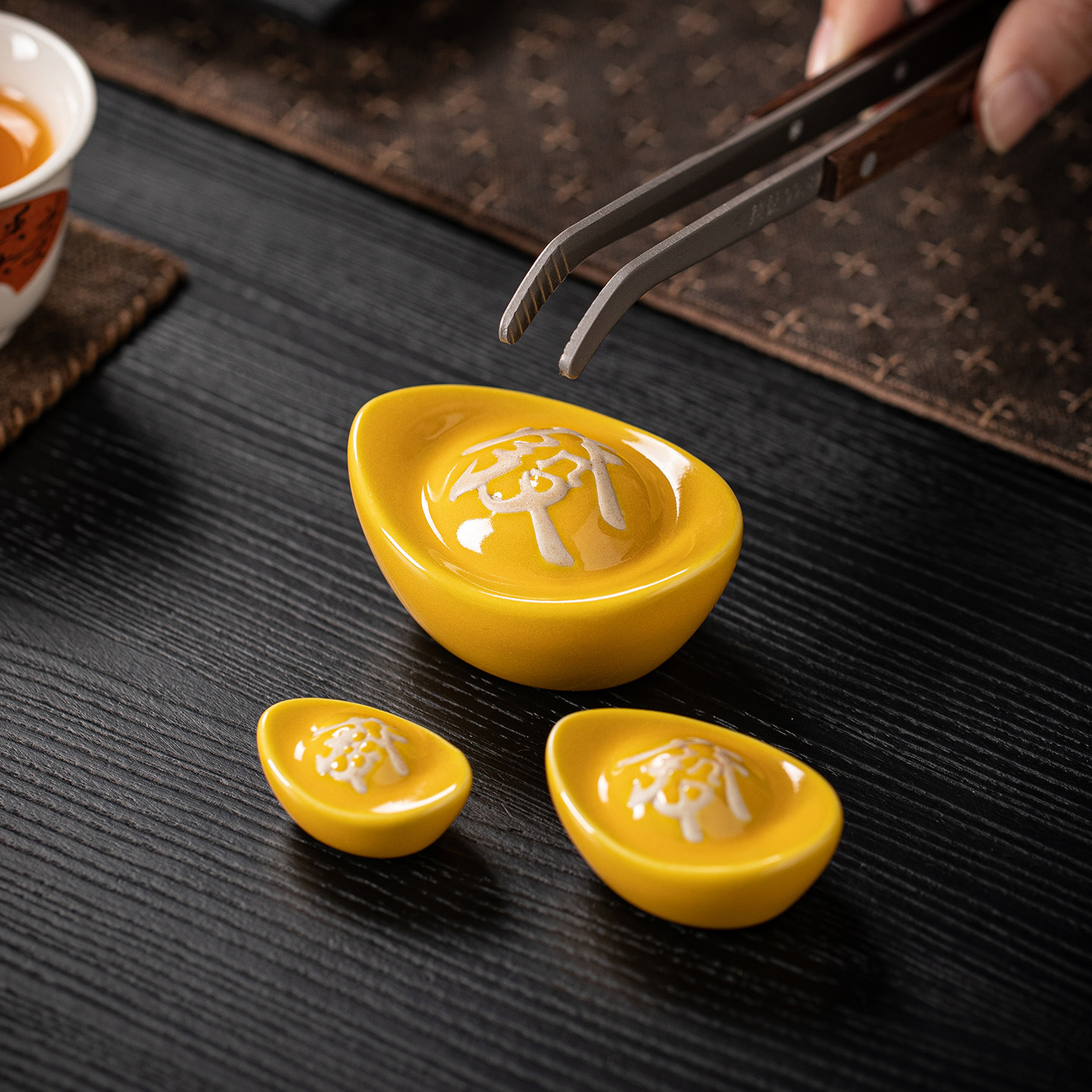 陶瓷小元宝茶宠摆件精品可养茶玩盖置招财茶桌茶台茶盘装饰小配件,餐饮具,茶宠摆件,淘宝优惠券,粉丝福利购,淘宝优惠卷