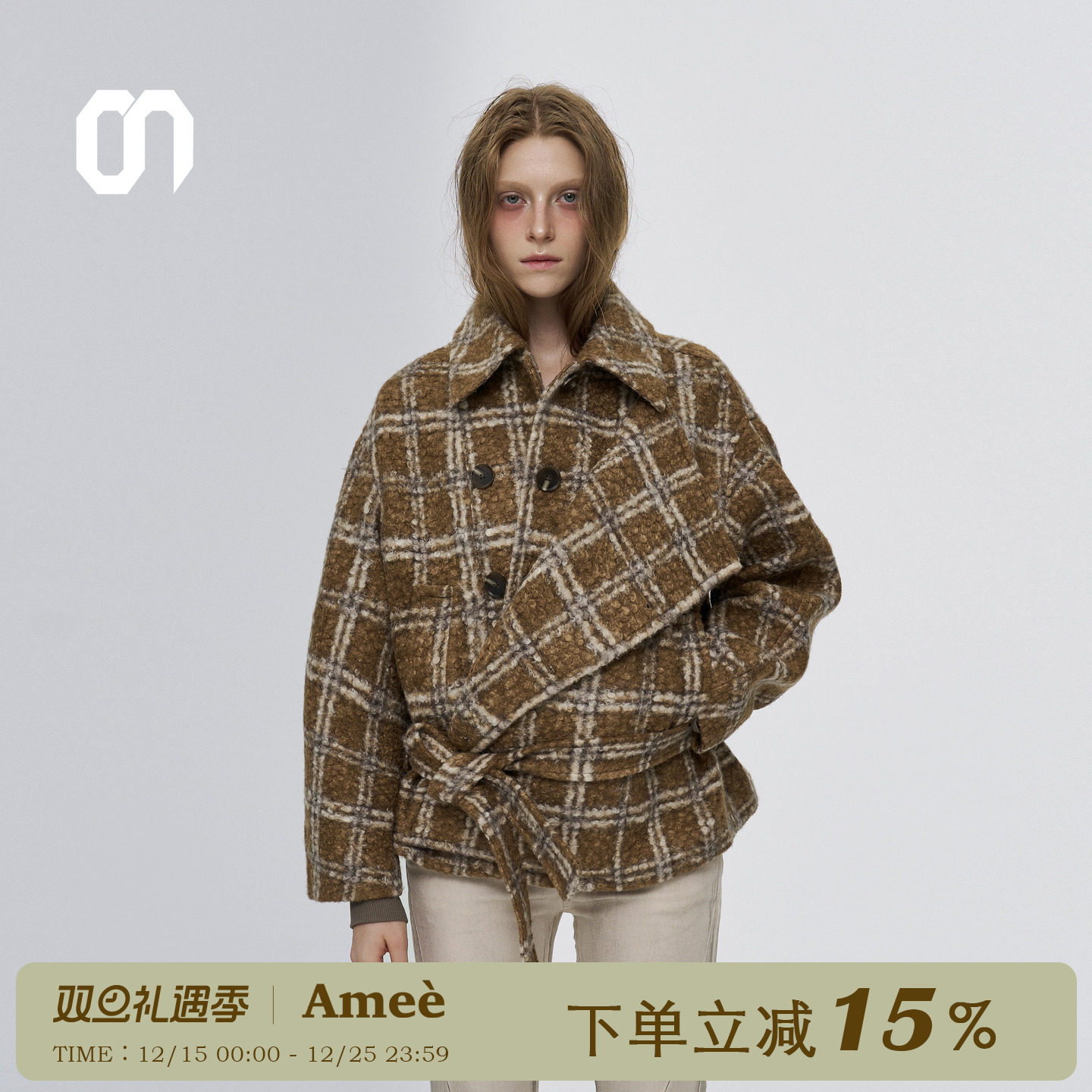 Amee复古摩登格纹圈圈呢大衣