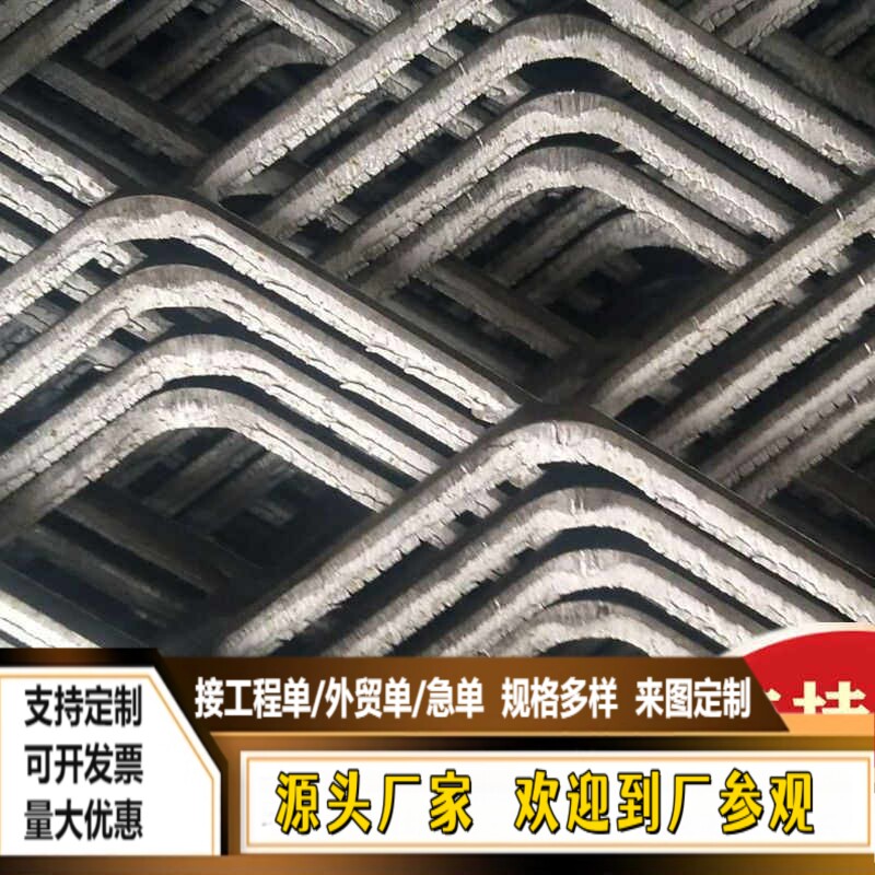 F13622菱形钢板网重型铁网格网图片