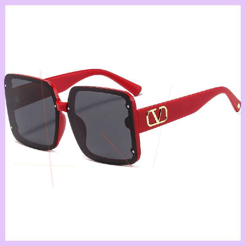 辉偶新款时尚男女士高清偏光太阳镜大v装饰街拍墨镜欧美眼镜4