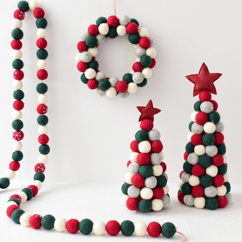 圣诞装饰品羊毛毡迷你圣诞树桌面摆件diy羊毛球串圣诞花环装饰品
