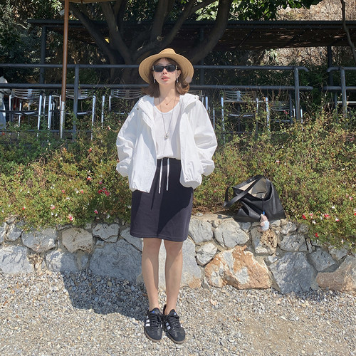 白色宽松工装风冲锋衣连帽外套女