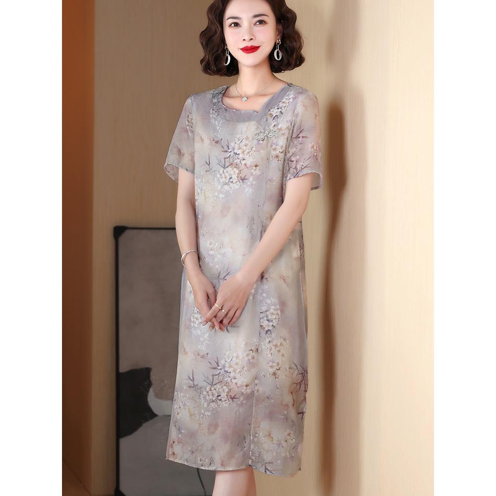 中年妈妈夏装真丝洋气连衣裙2023新款中老年女装贵夫人桑蚕丝裙子