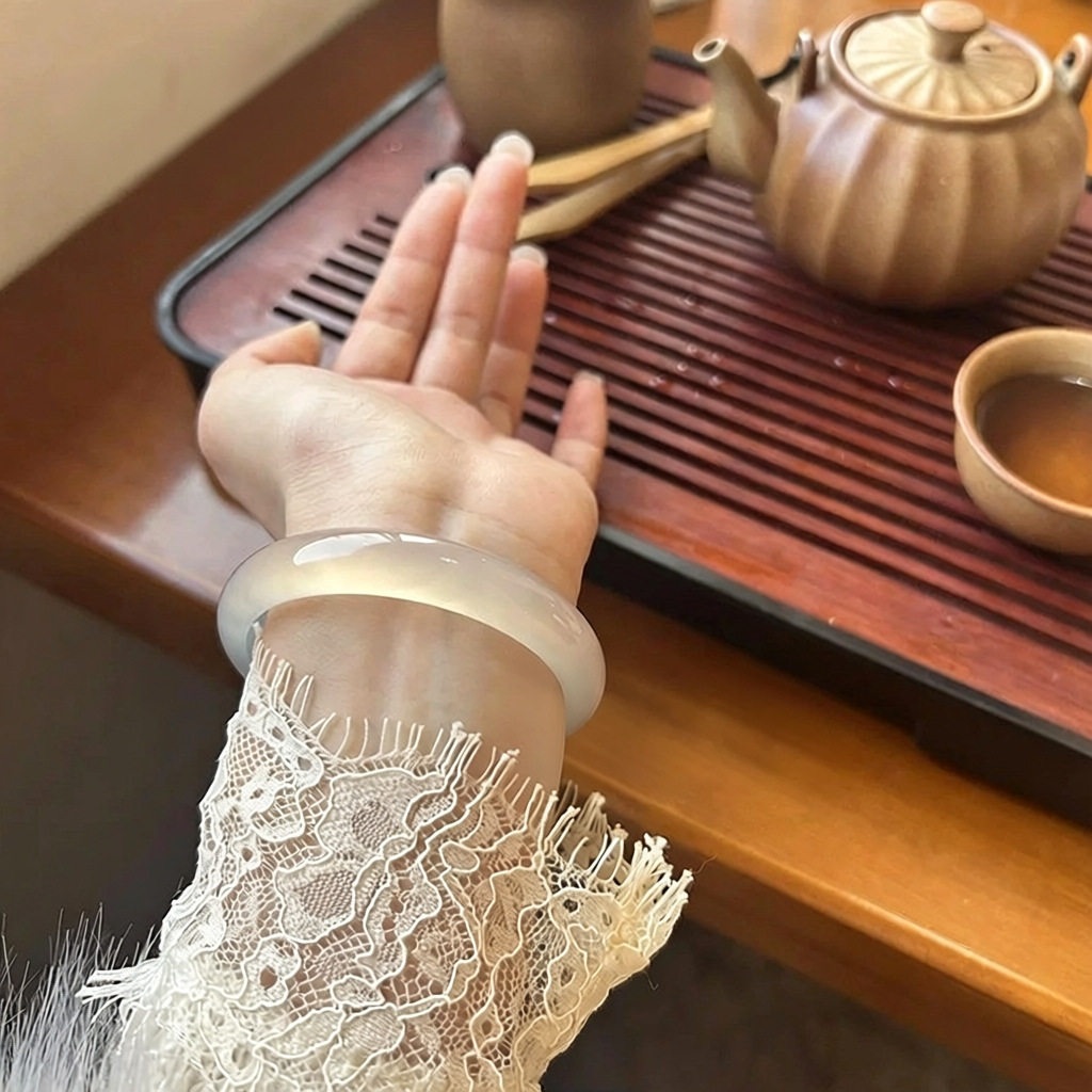 马达加斯加天然高冰种香槟高透
