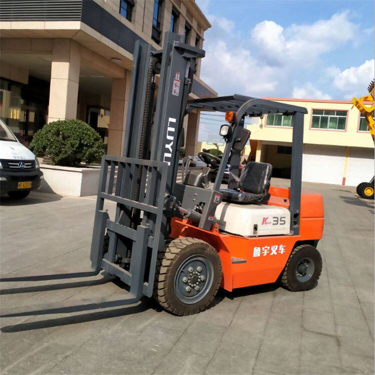 5吨液压叉车 起高4.5米带侧移 多功能多走向装卸叉车