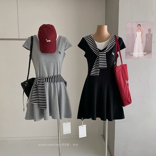 学院风条纹披肩连衣裙小个子