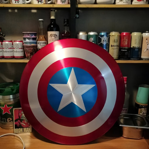 谁能拒绝这样的大玩具呀美队盾牌