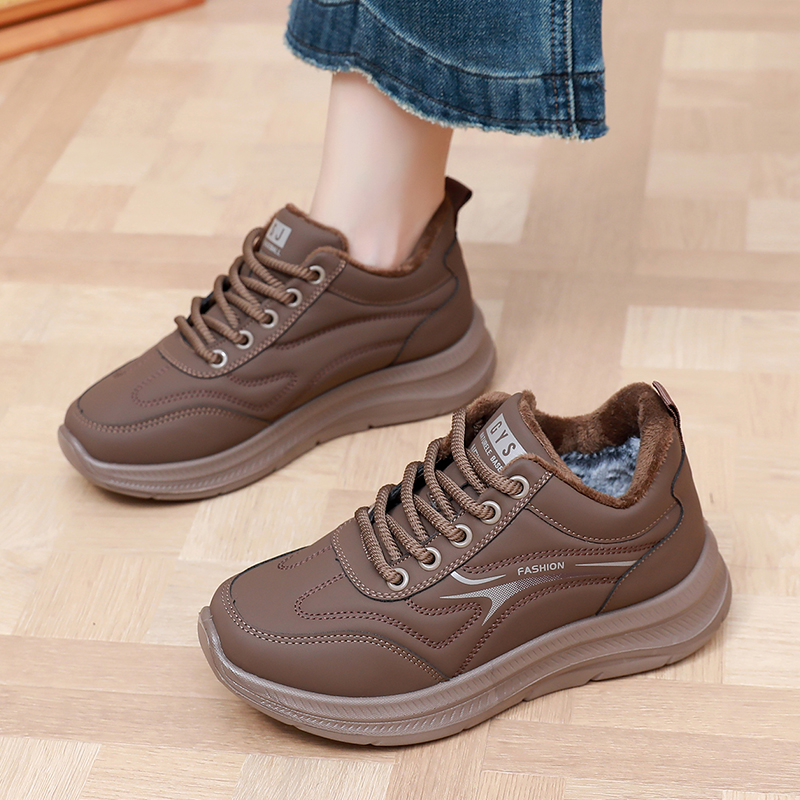 新款加绒保暖运动休闲软底妈妈鞋