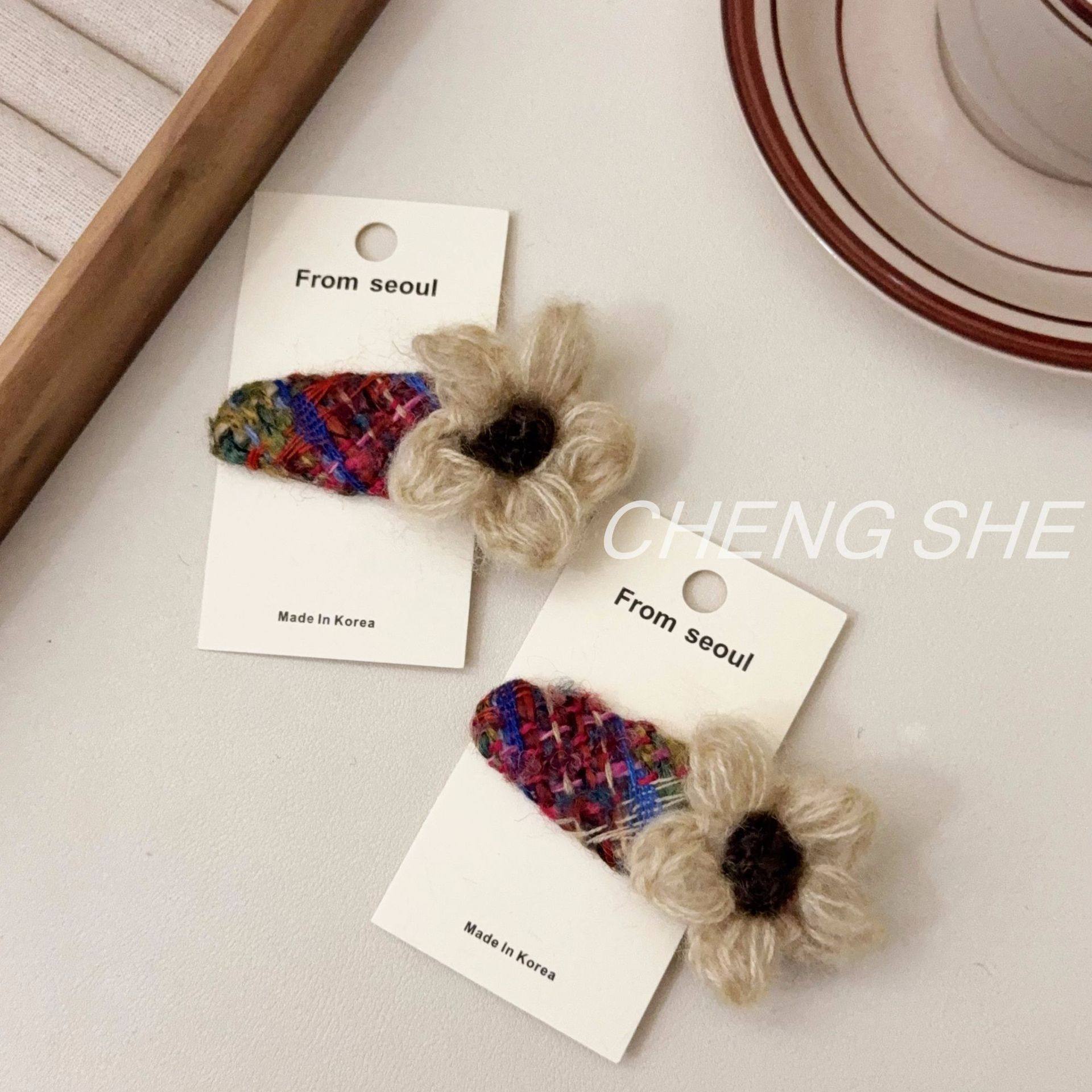 彩色格纹花朵三角发夹女秋冬2025新款高端前额刘海夹边夹发卡头饰,饰品/流行首饰/时尚饰品新,民族风发饰,淘宝优惠券,粉丝福利购,淘宝优惠卷