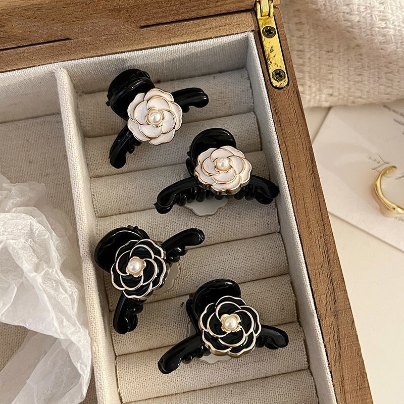 黑色山茶花小号抓夹女网红