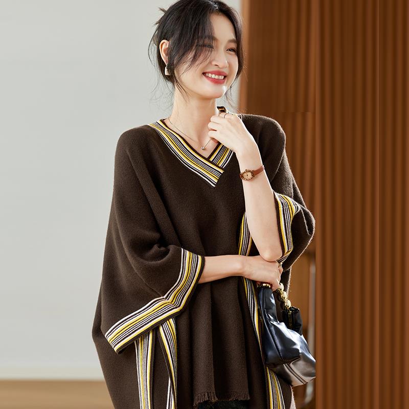 MONLOUVE慵懒风毛衣女款秋冬季2025新款高端设计感洋气斗篷披肩时