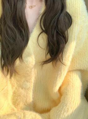 鹅黄色软糯设计感毛衣外套女春秋季温柔慵懒风韩系仿水貂针织开衫