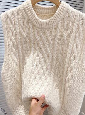 2025春秋复古麻花无袖毛衣女韩系宽松叠穿针织马甲外搭圆领小背心