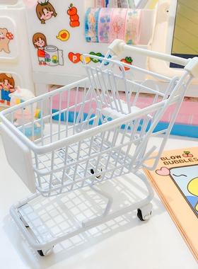 可爱粉色迷你小推车美妆蛋架少女心铁艺购物车收纳盒桌面摆件背景