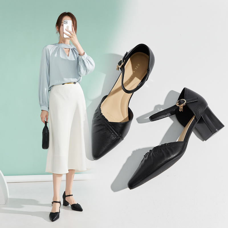 xyxyly/香香莉水钻粗跟金属PU