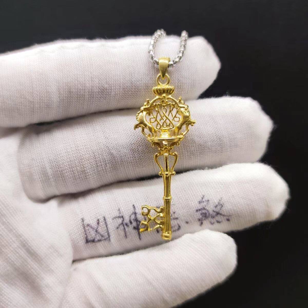 纯铜博物馆钥匙项链女金色玫瑰金毛衣链轻奢小众设计吊坠情人礼物