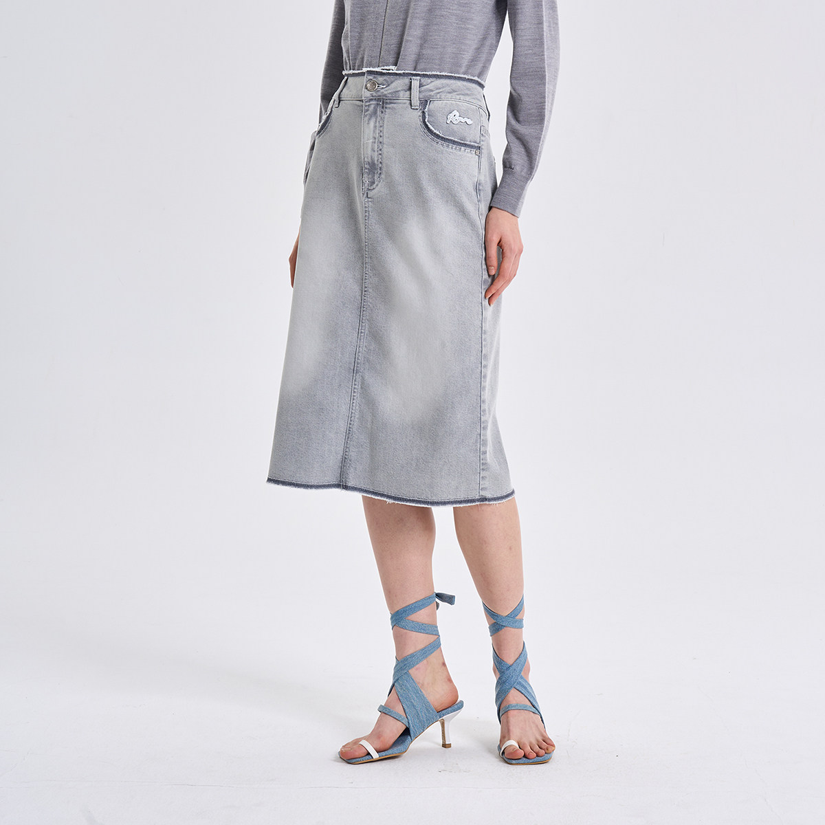 RARE威雅女裙 2026夏季新款直筒半身裙女时尚百搭灰色牛仔半