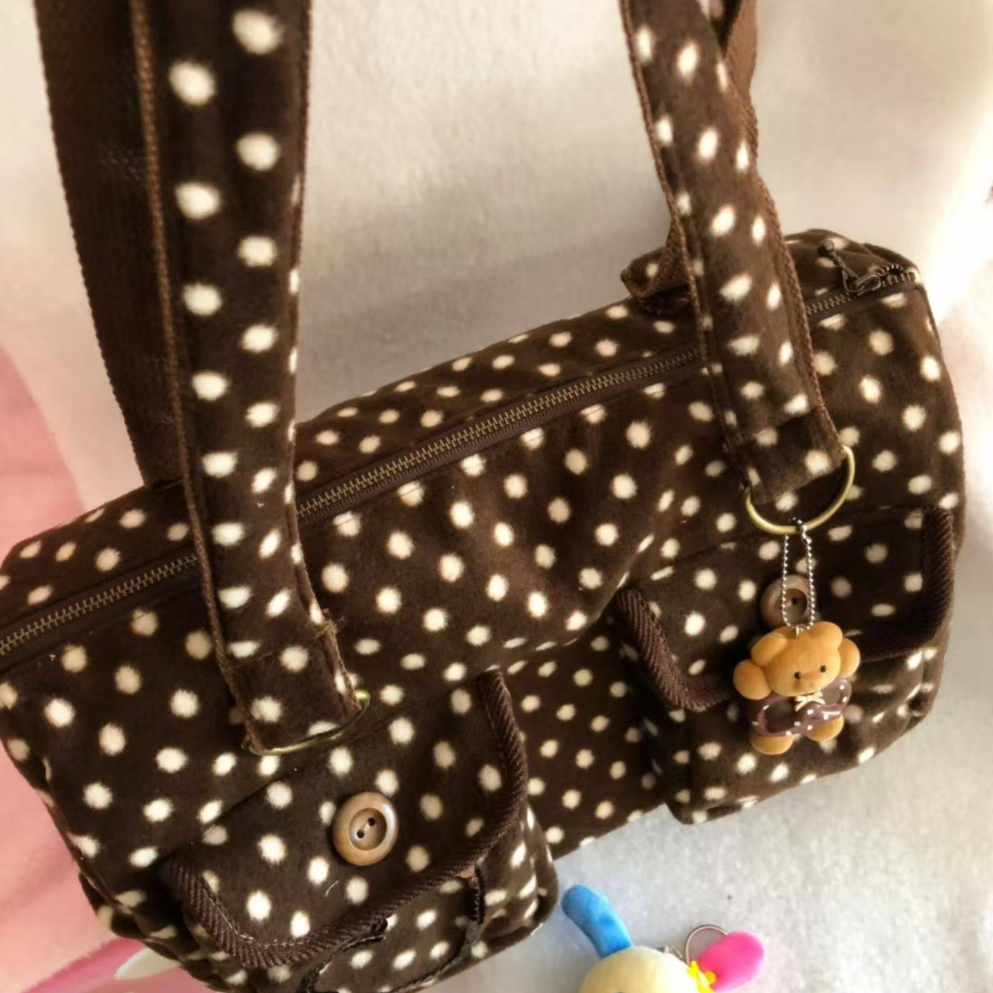 古早味焦糖棕波点毛绒波士顿包