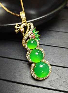 天然帝王绿玉髓彩银镶嵌绿福豆项链吊坠挂件时尚女款毛衣项链