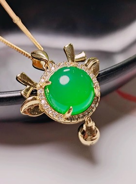 天然绿玉髓镶嵌帝王绿小鹿角圆面吊坠一路有你项链锁骨链时尚挂件