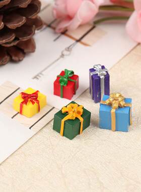 New 1/3/5PCS Dollhouse Miniature 1/12 Scale Christmas Gift B
