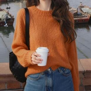 MONLOUVE简约高级感南瓜色圆领长袖毛衣针织衫女秋冬新款软糯百搭