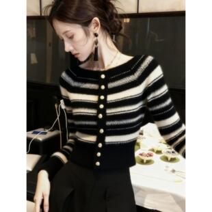 MONLOUVE高级感慵懒风黑色条纹圆领长袖毛衣针织衫女秋冬款超好看