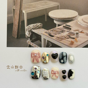 去山野中NAIL手工甲片小红书小众ins野莓星云秋冬趣味短甲穿戴甲