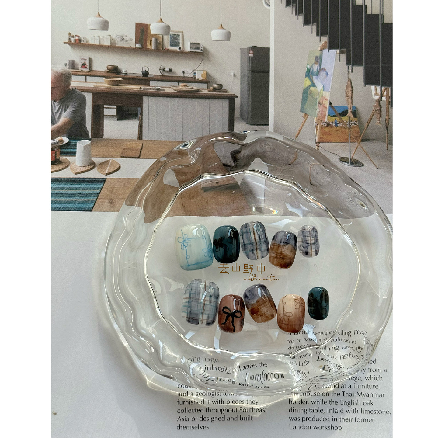 去山野中NAIL手工甲片小红书小众ins秋冬山涧格纹晕染手绘穿戴甲,彩妆/香水/美妆工具,穿戴甲/甲片,淘宝优惠券,粉丝福利购,淘宝优惠卷