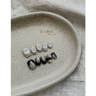 去山野中NAIL手工甲片小红书小众ins秋冬燕麦黑咖晕染日常穿戴甲