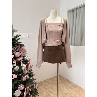 2026超火冬装套装灯笼袖绞花针织吊带背心+短款毛衣开衫两件套女