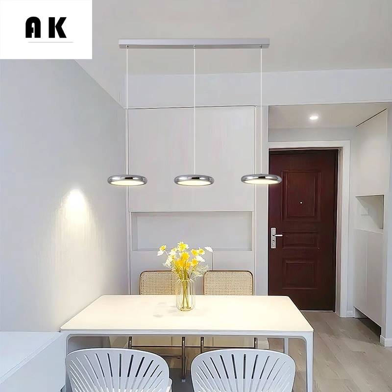 现代简约餐厅吊灯轻奢高级感餐桌灯极简包豪斯三头飞碟吧台饭厅灯,家装灯饰光源,餐厅吊灯,淘宝优惠券,粉丝福利购,淘宝优惠卷